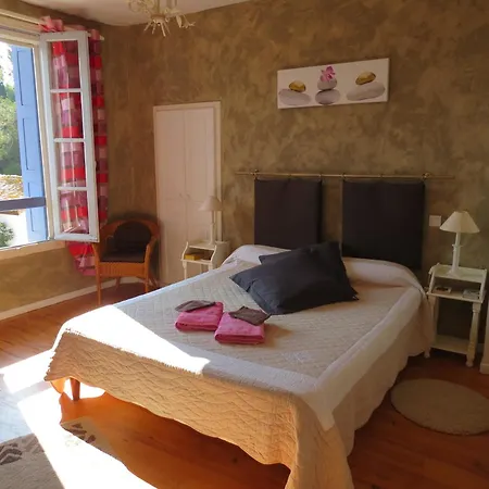 فندق مبيت وإفطار Domaine Du Siestou Wine &